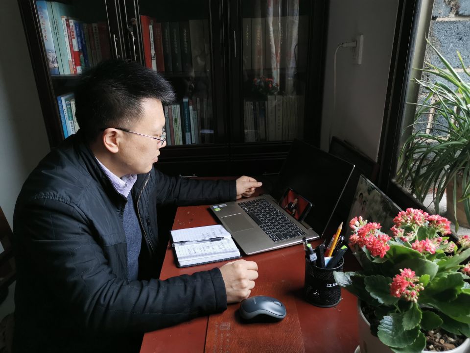 威廉希尔院长黄秋生照片4(1).jpg